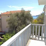 Rooms Villa Desa