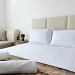 Guest House Koliqi - Hotel & Apartments