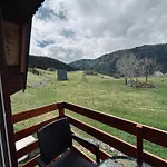 Nomad Lodge Zminica