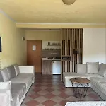 Apartmani Pericic Sutomore New House