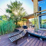 Nana - River Villa No.315