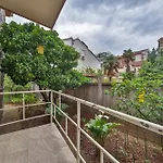 Markoni Apartments