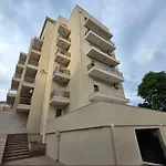 Masha Apartment