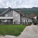 Emina