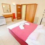 Apartments Dinko Zifra
