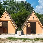 Apartments And Bungalows Mimoza Baosici
