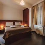 Apartments Kuce Lekovica Beach & Snack Bar- Bistro