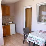 Friendly House