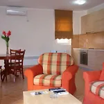 Villa Franeta Apartments