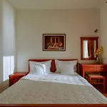 Apartments Leut