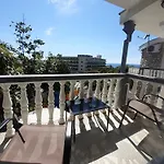 Villa Lora Vp