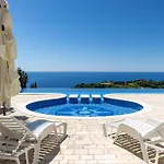 Tophill Altezza 9 Best View And Pool