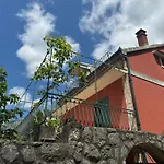Rustic Attic Escape - 50M To Beach - Sea View With Terrace - Private Parking