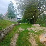 Kamena Kuca- Stone House Scepanovic Bijela
