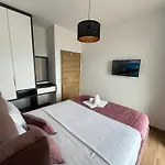 Art'S Apartment Mit Pool Ulcinj Pinjes