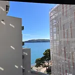Rafailovici Beach Luxurious Apartment