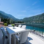 The Golden Luxury Apartments