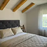 Apartmani Corovic