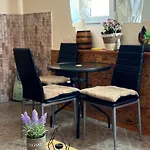 Ninic Family Apartments