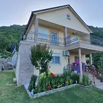 Village House Dunja