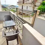 Stars Apartments
