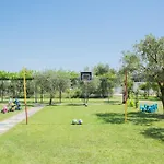 Harasani Isat