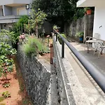 Lovely Studio Apartment In Budva