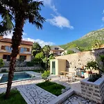 Villa Nicole