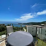Dream Hill Residence