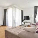 Apartman Drobnjak Center-Sea View