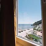 Apartments Art