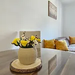 Luca Apartman
