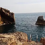Holiday Stay