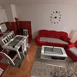 Duik Apartment