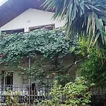 Nice Apartment In Utjeha With Kitchen