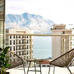 Best Point & Sea View Apartment