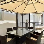 Hida Ile Apartments