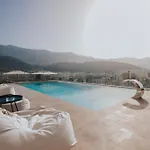 Infinity Hotel & More