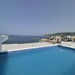 Skyline Apartments