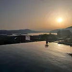 View Kavac Montenegro