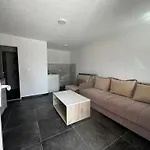 Ss Studio Apartman