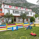 Hostel Izvor