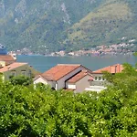 New Modern Place Near Seaside Vladan