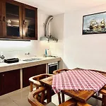 Apartments Simovic