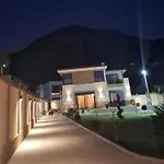 Villa Bartula Lux