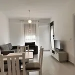Sublime One-Bedroom Apartamentnr6