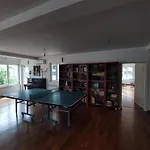 Fun And Spacious Apartment