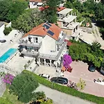 Vila Corovic