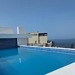 Skyline Apartments