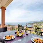 Luxury Pool Hotel Apartments Mne